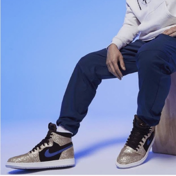 Jordan 1 High Zoom Air CMFT Gold Laser Men’s size 13 - Picture 2 of 13